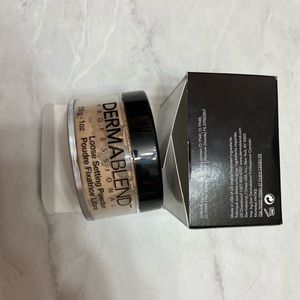 Dermablend Professional loose setting powder